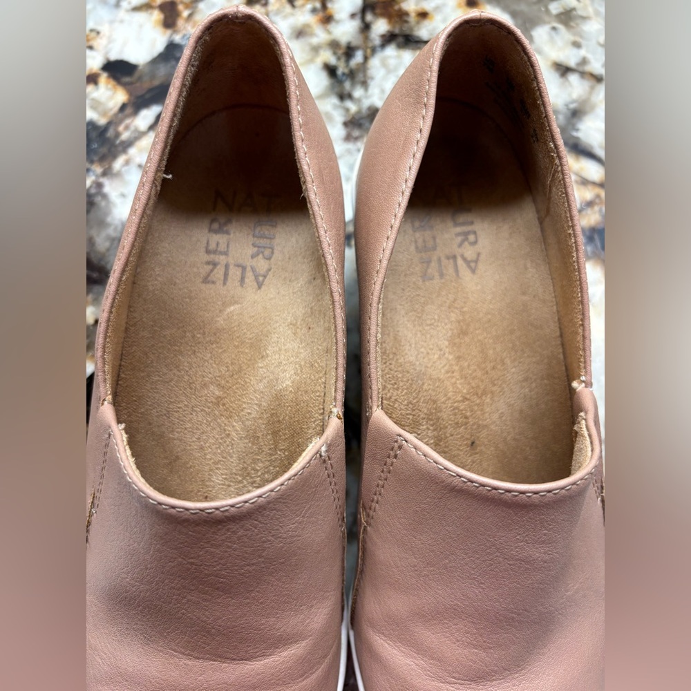 Naturalizer Women's Blush Slip-On Loafers - Picture 9 of 10